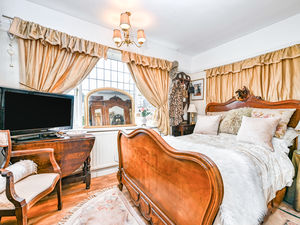 Photo 5- click for photo gallery